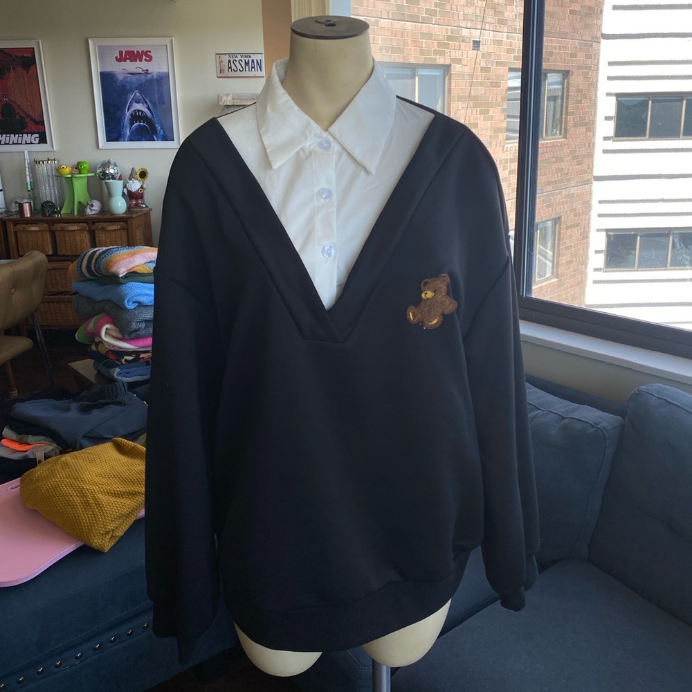 Sweater with a collar